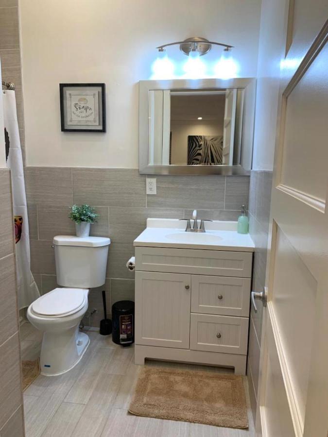 Newly Renovated Duplex Apartment 2 นิวยอร์ก ภายนอก รูปภาพ