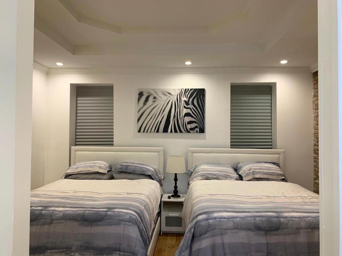 Newly Renovated Duplex Apartment 2 นิวยอร์ก ภายนอก รูปภาพ