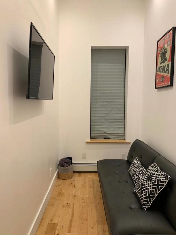Newly Renovated Duplex Apartment 2 นิวยอร์ก ภายนอก รูปภาพ